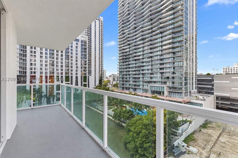 1 bedroom Condominium at 500 NE 29th St 804, Moon Bay Of Miami Condo, Miami — photo 3