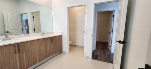 15720 SW 136th Way, Miami FL - photo 13 of 18