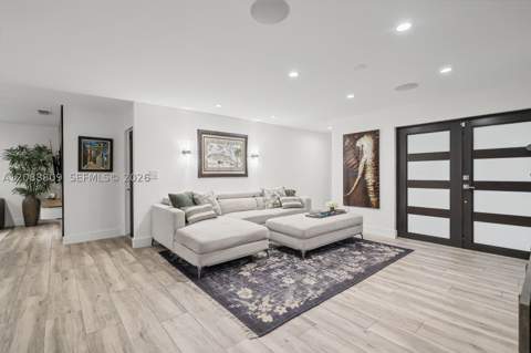 9320 SW 165th St, Palmetto Bay FL - photo 9 of 45