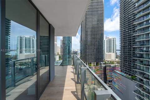 88 SW 7th St 1901, Miami FL - photo 17 of 43