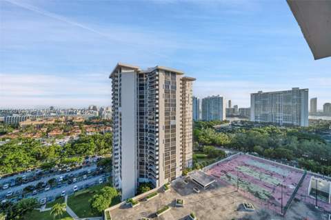 18151 NE 31st Ct 2008, Aventura FL - photo 11 of 23