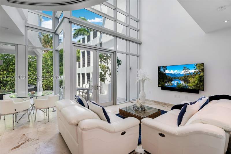 4 bedroom Townhouse at 548 Fernwood Rd 548, 544-548 Fernwood Condo, Key Biscayne — photo 5