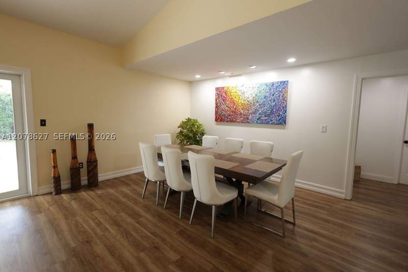 4 bedroom SingleFamilyResidence at 14871 SW 156th St, Kings Grant East, Miami — photo 5