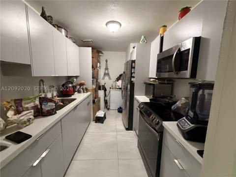 3814 NW 213th St, Miami Gardens FL - photo 8 of 15