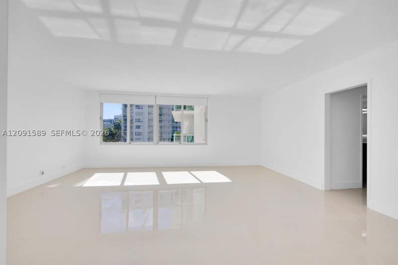 0 bedroom Condominium at 1000 West Ave 301, Mirador 1000 Condo, Miami Beach — photo 2
