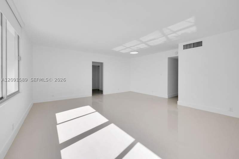 0 bedroom Condominium at 1000 West Ave 301, Mirador 1000 Condo, Miami Beach — photo 4