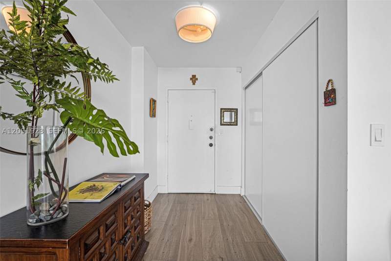 2 bedroom Condominium at 2100 Sans Souci Blvd C404, Bayview Towers Condo Sout, North Miami — photo 2