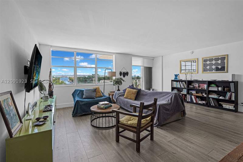 2 bedroom Condominium at 2100 Sans Souci Blvd C404, Bayview Towers Condo Sout, North Miami — photo 5