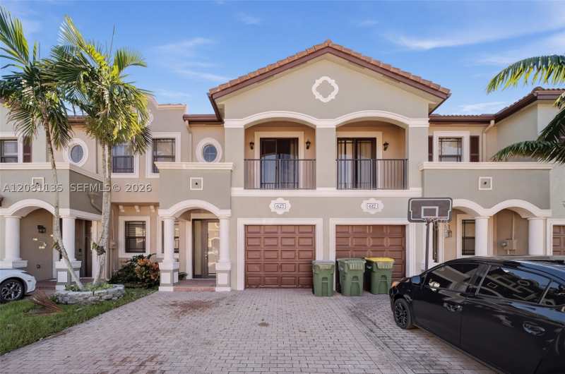 3 bedroom Townhouse at 627 NE 35th Ave, Florence At Crystal Lakes, Homestead — photo 1