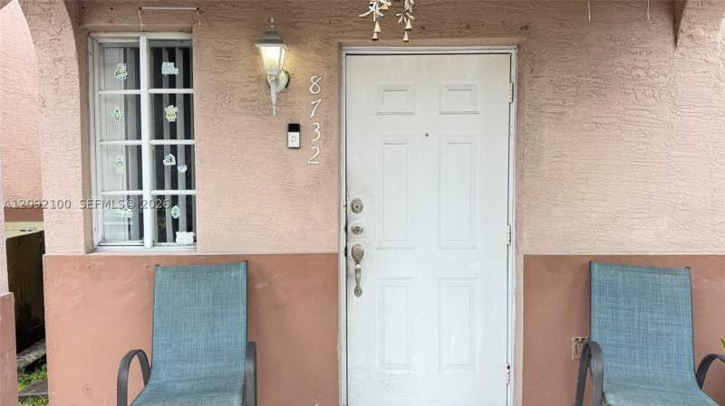 3 bedroom Townhouse at 8732 NW 107th Ter 8732, Gardengate II Condo, Hialeah Gardens — photo 2