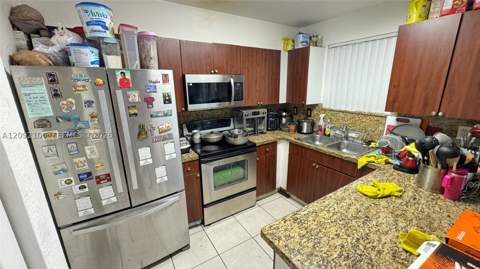 8732 NW 107th Ter 8732, Hialeah Gardens FL - photo 8 of 21