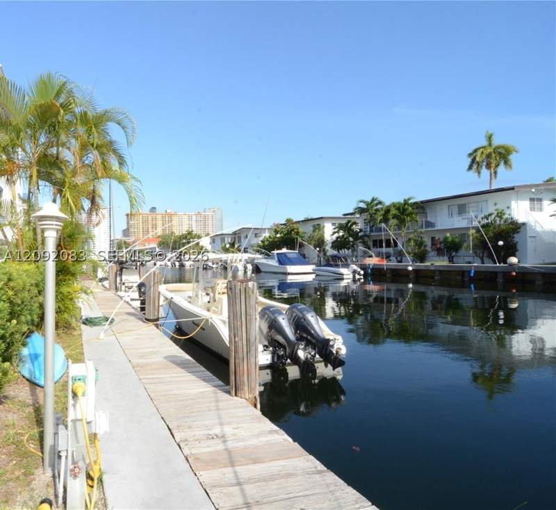 2 bedroom Condominium at 3702 NE 171st St 6, Cristal Shores Condo, North Miami Beach — photo 2