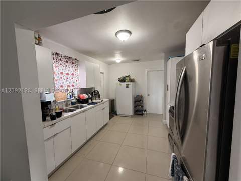 16140 NW 28th Ct, Miami Gardens FL - photo 10 of 23