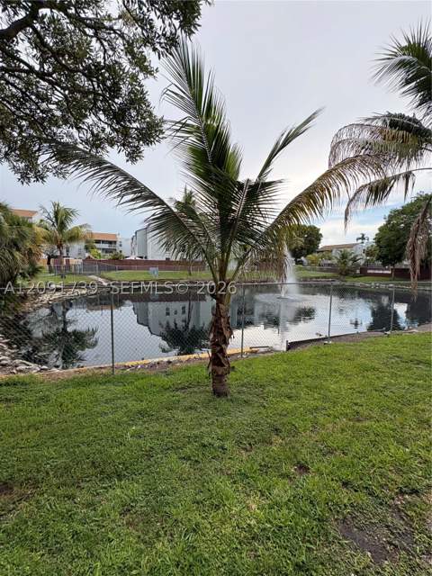 1725 W 60th St F202, Hialeah FL - photo 19 of 21