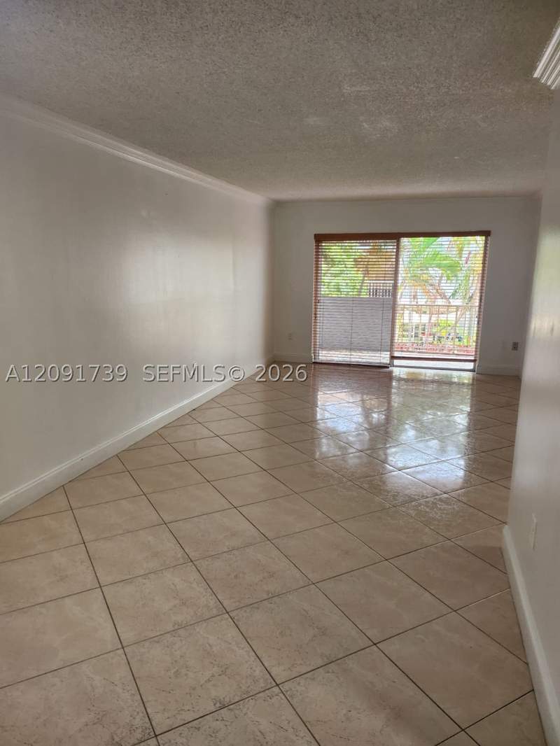 2 bedroom Condominium at 1725 W 60th St F202, Los Suenos Condo, Hialeah — photo 3