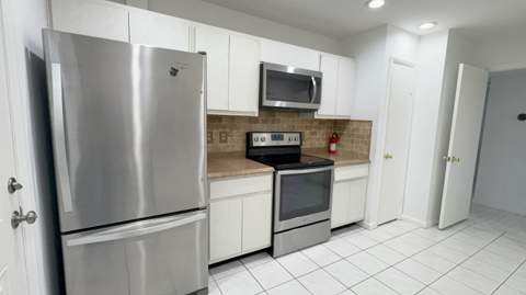 879 NE 195th Street Apt 227, Miami FL - photo 13 of 36