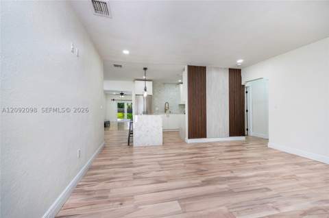 589 Miller Dr, Miami Springs FL - photo 12 of 32