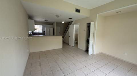 5712 W 25th Ct 5712, Hialeah FL - photo 11 of 24