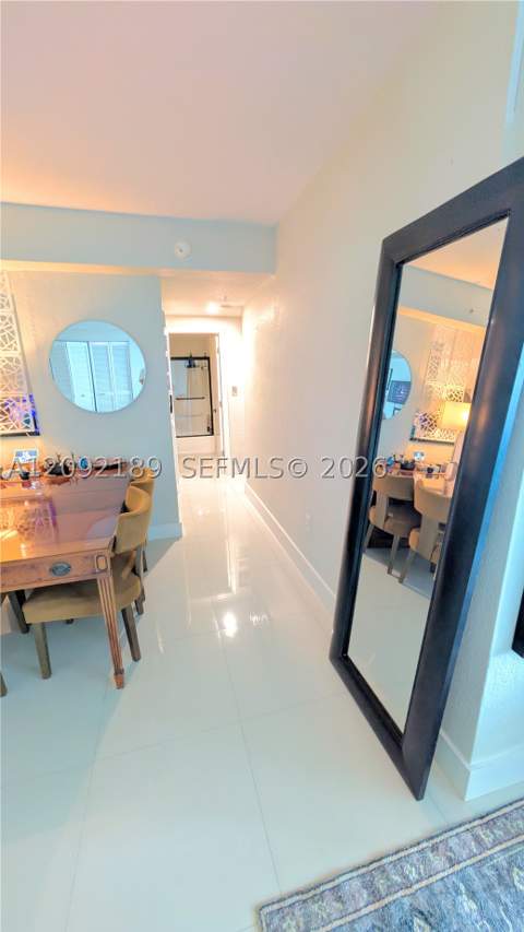 7501 E Treasure Dr 2M, North Bay Village FL - photo 12 of 35