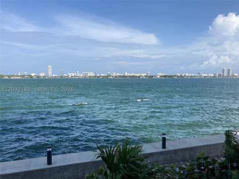 7501 E Treasure Dr 2M, North Bay Village FL - photo 24 of 35