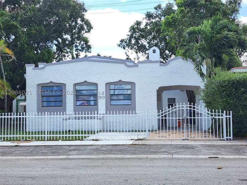 4 bedroom SingleFamilyResidence at 1250 NW 55th St, Orchard Villa, Miami — photo 1