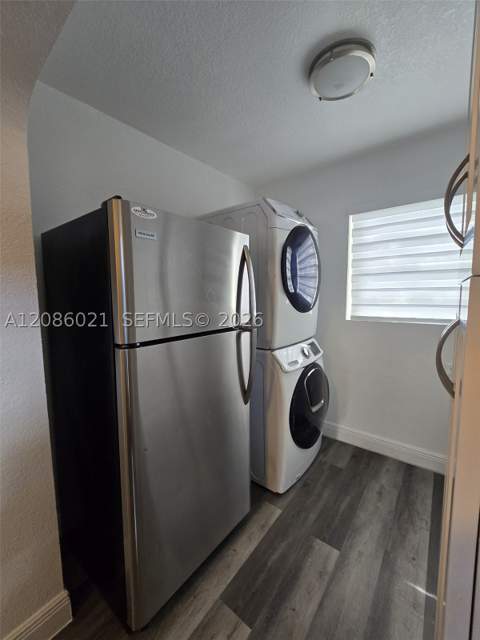 1250 NW 55th St, Miami FL - photo 7 of 14