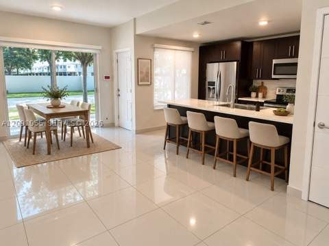 13966 SW 259th Way, Homestead FL - photo 7 of 17