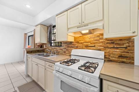 3850 NW 169th Terrace, Miami Gardens FL - photo 12 of 43