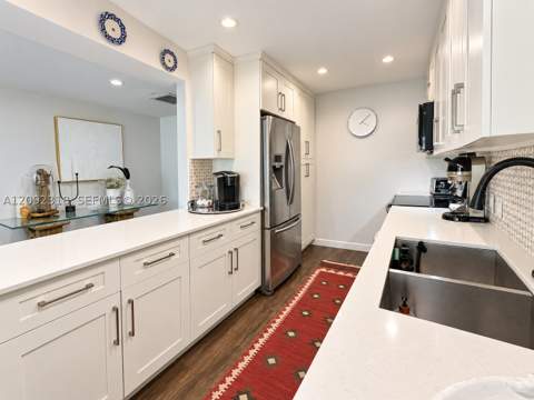 3625 N Country Club Dr 2003, Aventura FL - photo 11 of 27