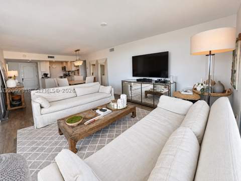 3625 N Country Club Dr 2003, Aventura FL - photo 8 of 27