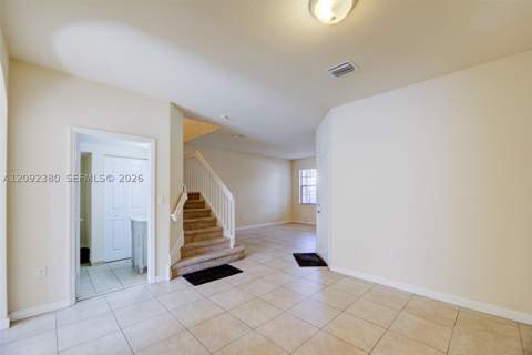 3316 W 91st Ter, Hialeah FL - photo 13 of 47