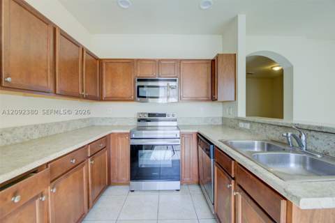 3316 W 91st Ter, Hialeah FL - photo 20 of 47