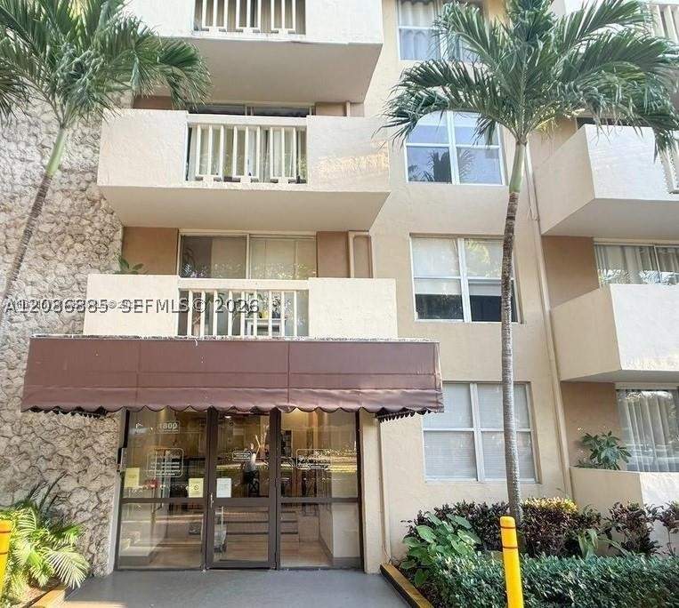 1 bedroom Condominium at 1800 Sans Souci Blvd 428, Bayview Palms Condo, North Miami — photo 2