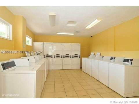 1800 Sans Souci Blvd 428, North Miami FL - photo 22 of 24