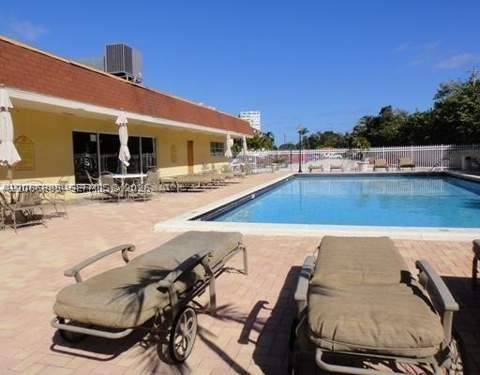 1800 Sans Souci Blvd 428, North Miami FL - photo 24 of 24
