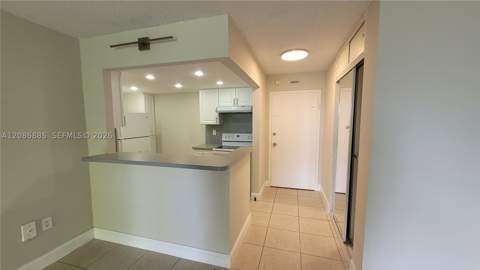 1800 Sans Souci Blvd 428, North Miami FL - photo 8 of 24
