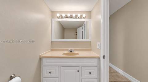 14850 Naranja Lakes Blvd B3D, Homestead FL - photo 19 of 57