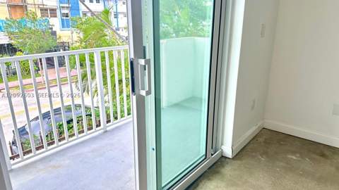 7830 Dickens Ave 203, Miami Beach FL - photo 11 of 18