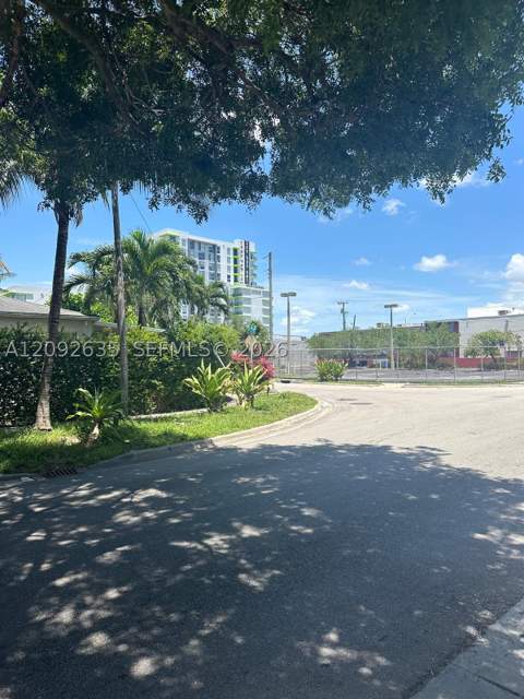 3425 NW 14th Ave, Miami FL - photo 11 of 31