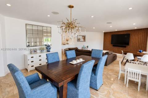 705 Bella Vista Ave, Coral Gables FL - photo 13 of 50
