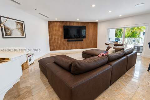 705 Bella Vista Ave, Coral Gables FL - photo 15 of 50