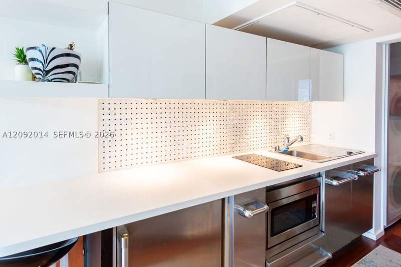 1 bedroom Condominium at 1601 West Ave 209, Fontana Condo, Miami Beach — photo 2
