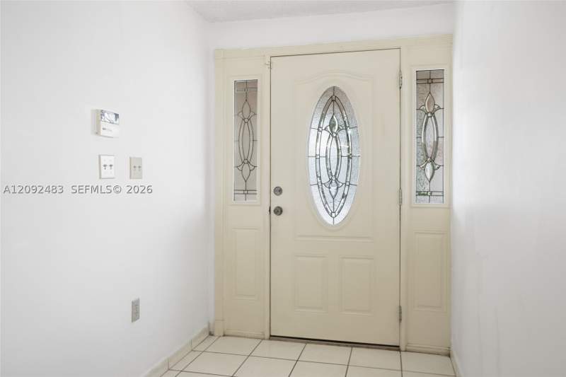 3 bedroom SingleFamilyResidence at 12641 NW 102nd Pl, Gardens Of El Jardin Sec, Hialeah Gardens — photo 3