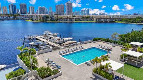 18021 Biscayne Blvd 1102, Aventura FL - photo 20 of 33