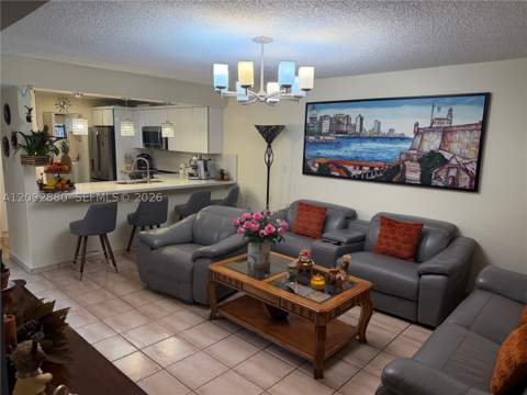 13193 SW 9th Ter, Miami FL - photo 15 of 49