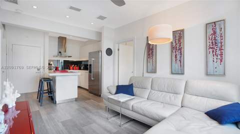 1460 Ocean Dr 407, Miami Beach FL - photo 10 of 37