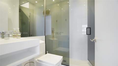 1460 Ocean Dr 407, Miami Beach FL - photo 16 of 37