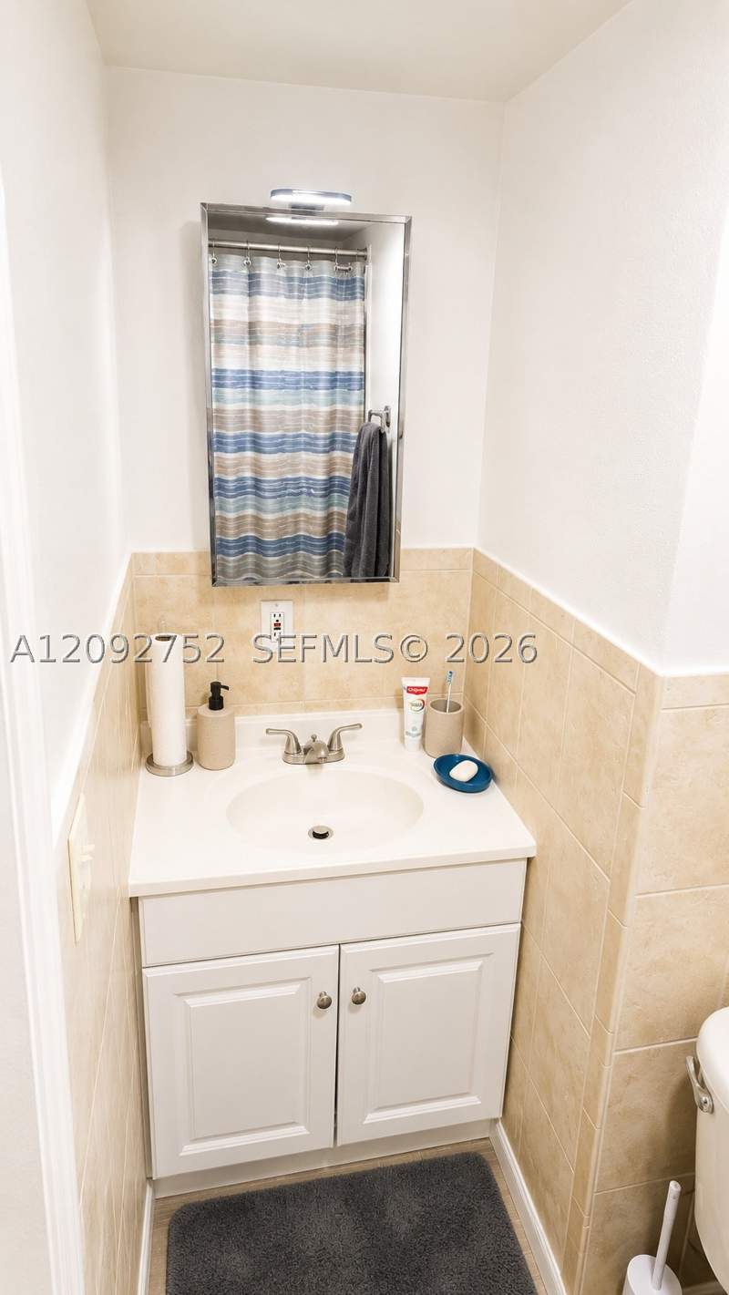 3 bedroom SingleFamilyResidence at 4300 NW 183rd St, Carol City 1 St Addn, Miami Gardens — photo 3