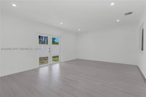 11011 SW 162nd Ter, Miami FL - photo 12 of 28