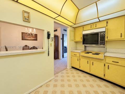 1465 NE 123rd St 505, North Miami FL - photo 16 of 23